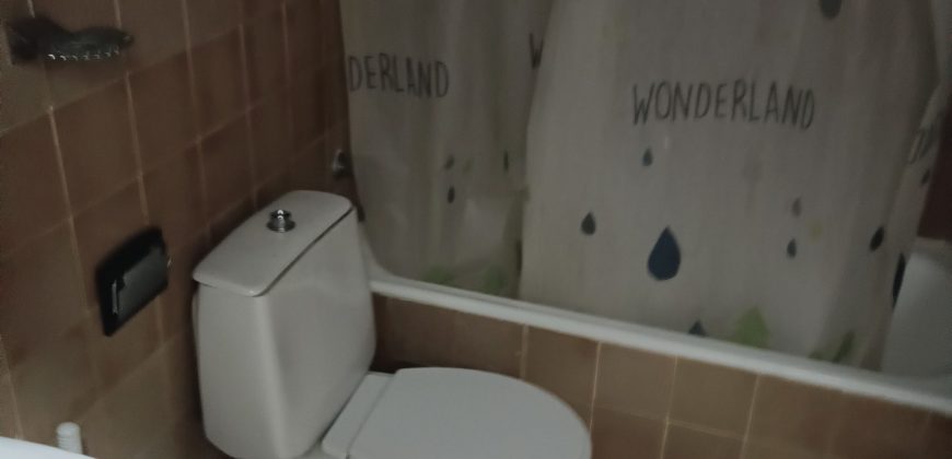 Piso de 6 habitaciones reformado en Caserío de Montijo – Granada